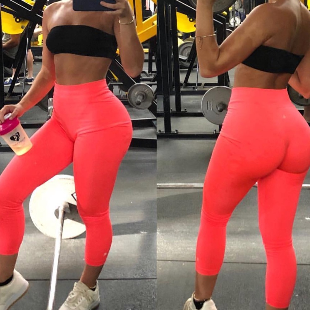 Pink workout leggings